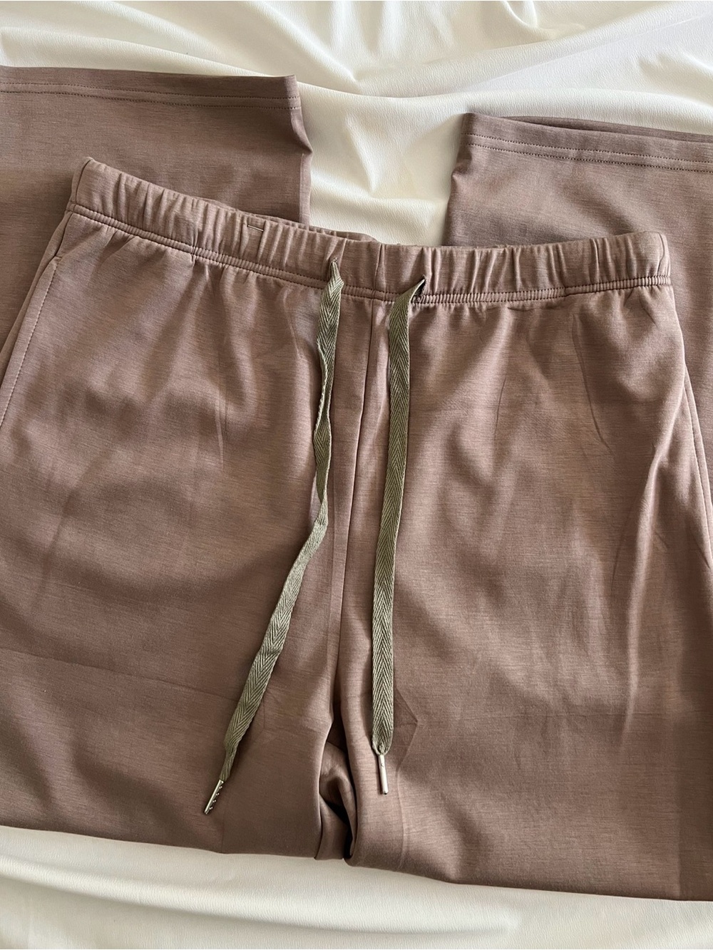 NWT Sampeef Two Piece Set ✨🥥 - Picture 6 of 6